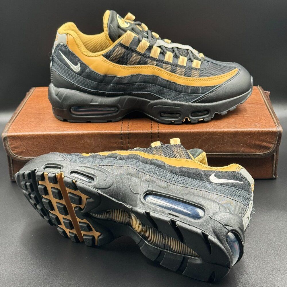 Nike Air Max 95 Black Elemental Gold